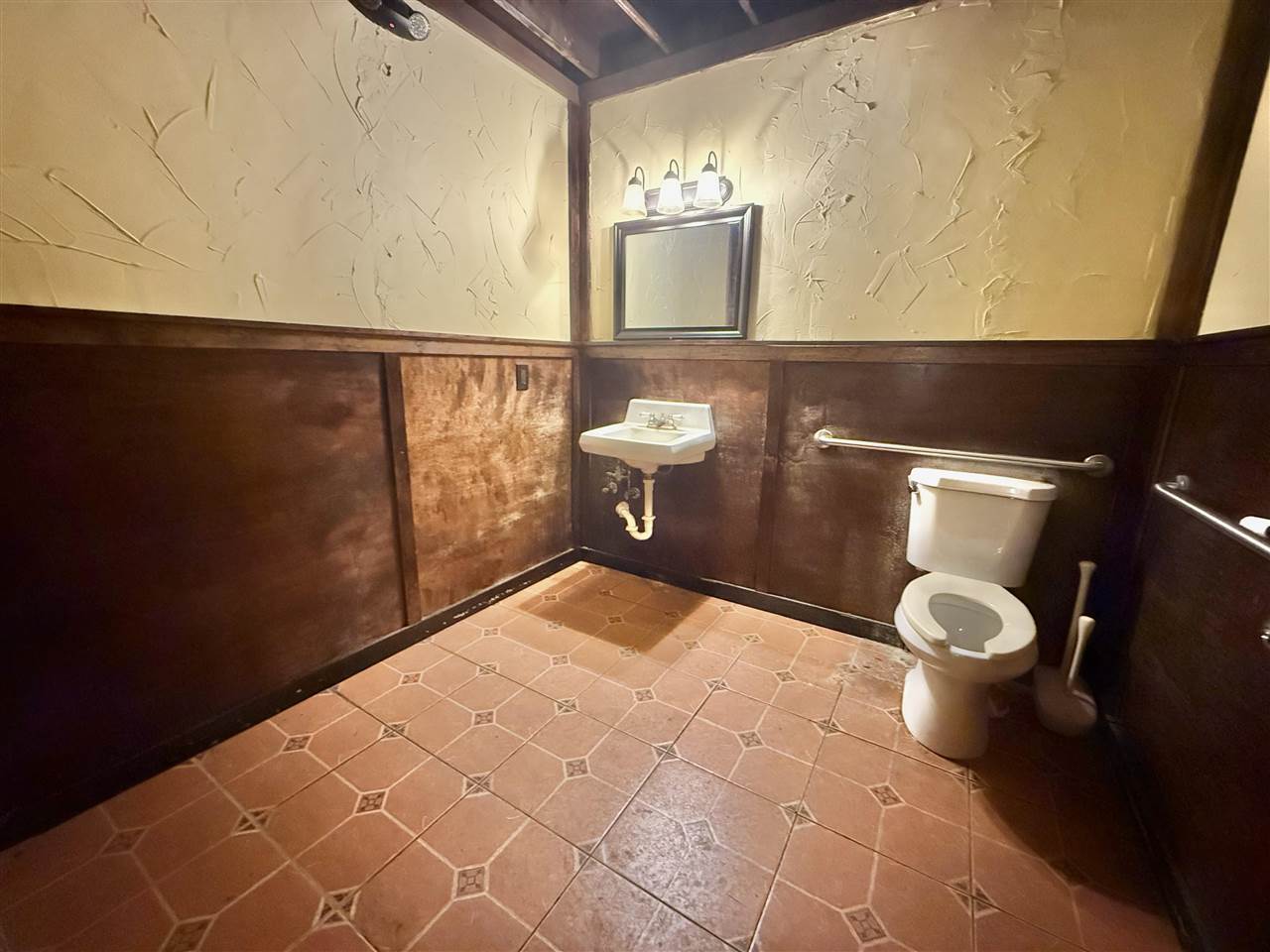 320 E Lake Street Petoskey MI 49770