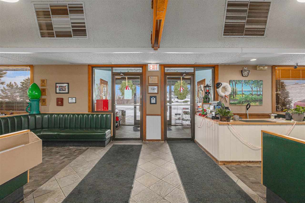 906 Spring Street Petoskey MI 49770