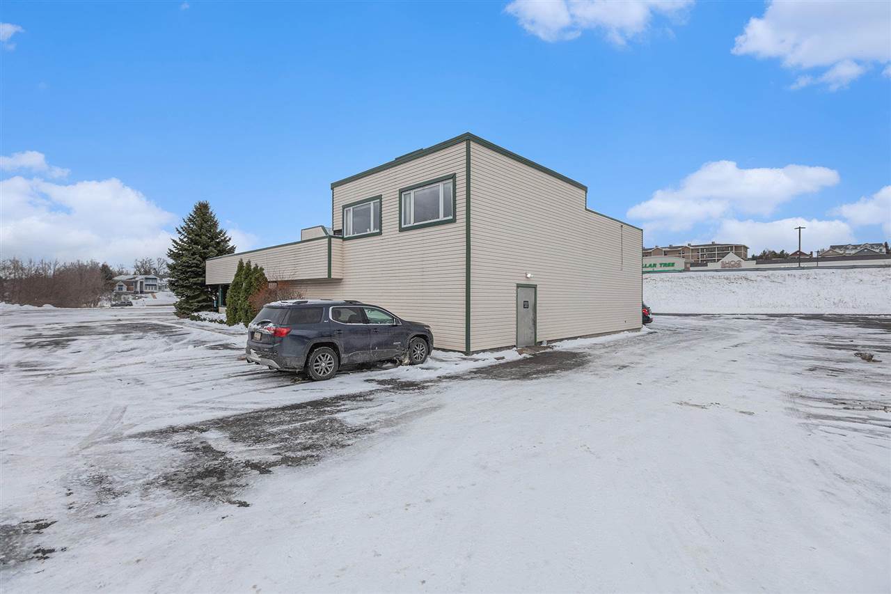 906 Spring Street Petoskey MI 49770