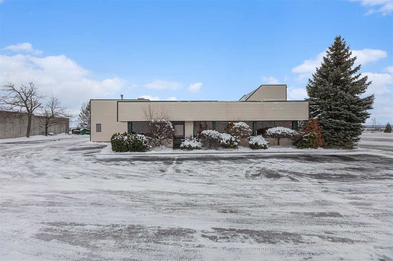 906 Spring Street Petoskey MI 49770