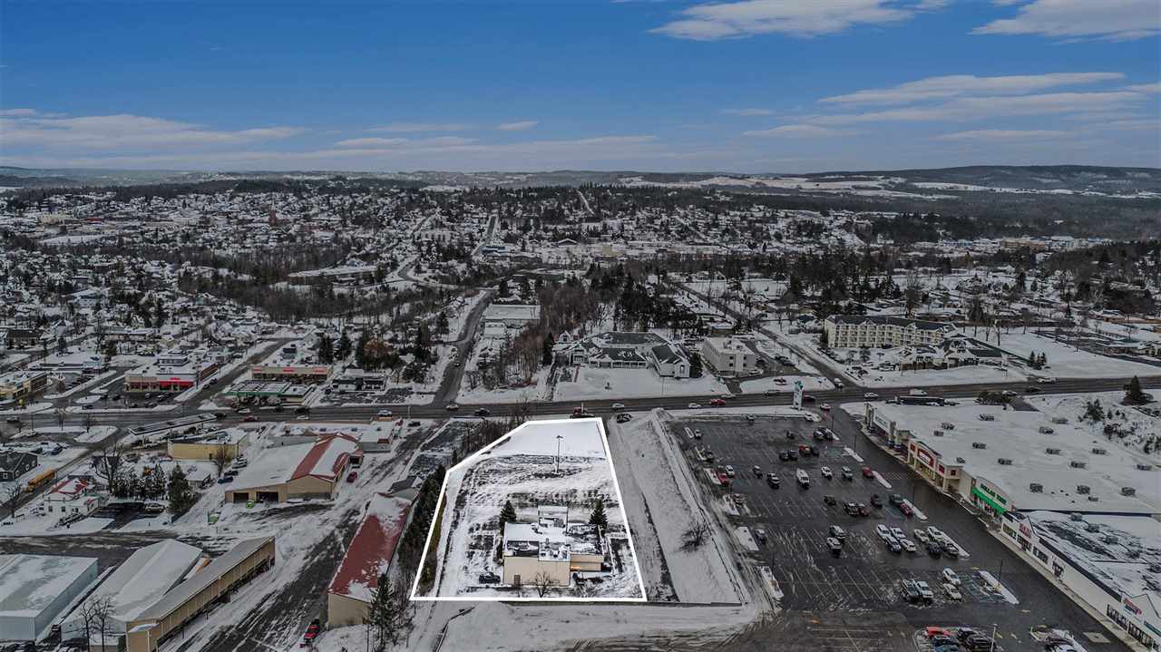 906 Spring Street Petoskey MI 49770