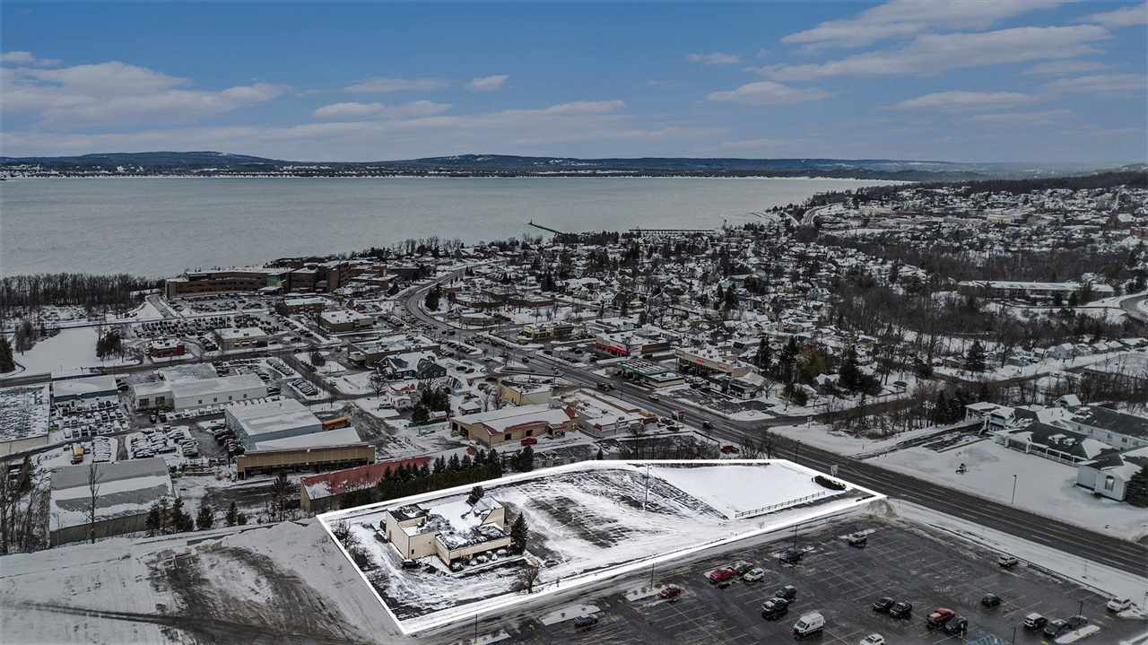 906 Spring Street Petoskey MI 49770