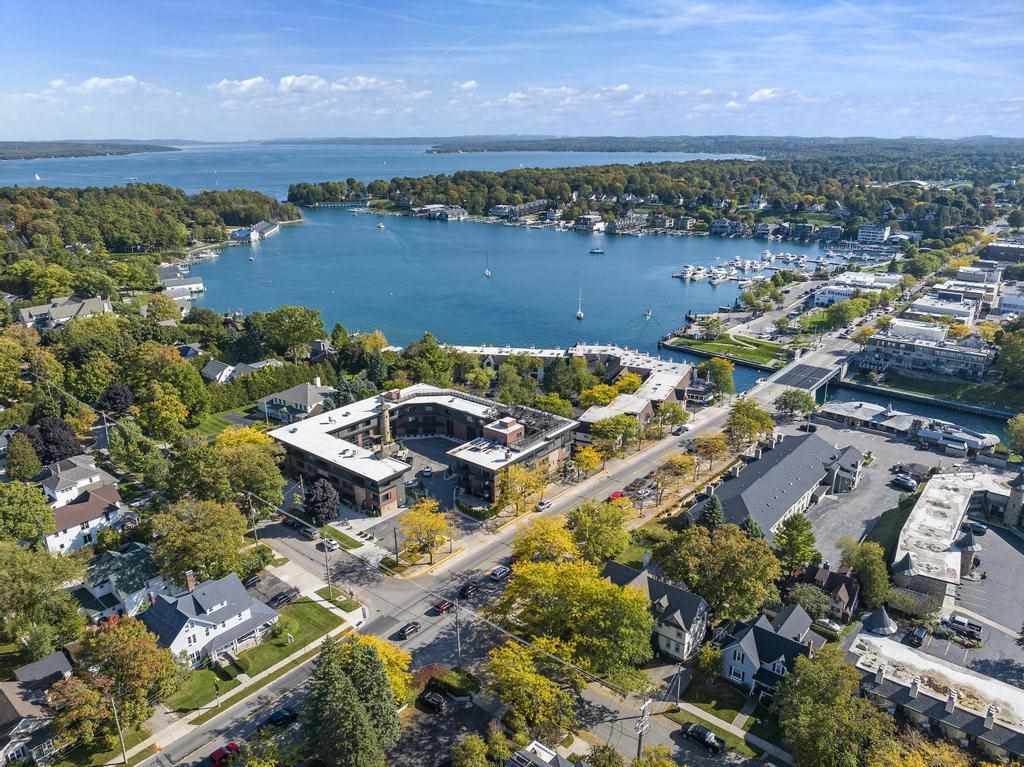 113 Michigan Avenue Charlevoix MI 49720