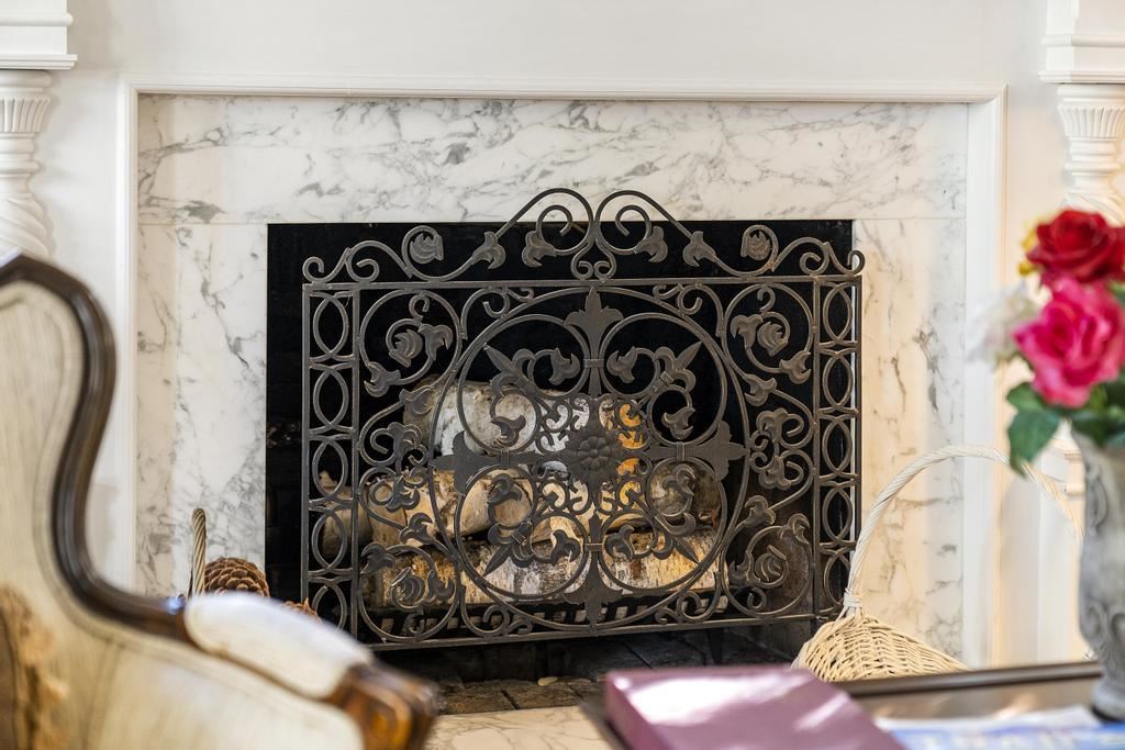 113 Michigan Avenue Charlevoix MI 49720