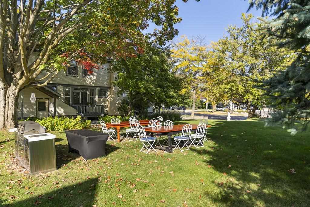 113 Michigan Avenue Charlevoix MI 49720