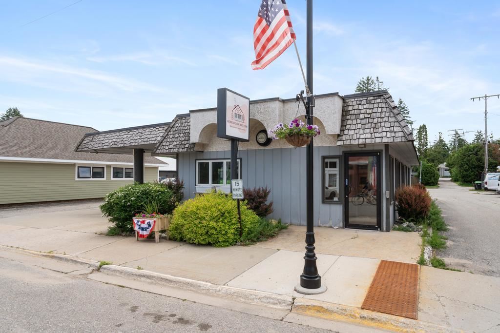 6232 River Street Alanson MI 49706