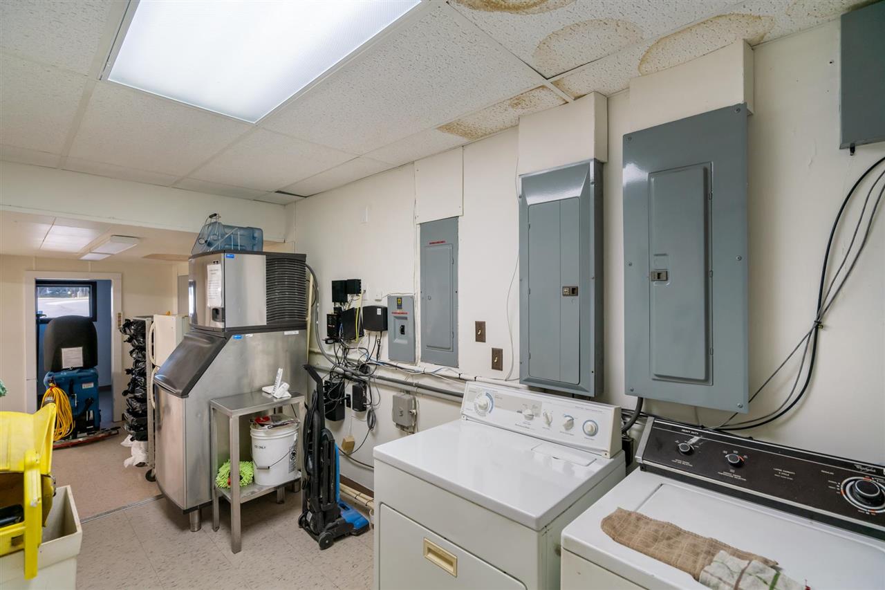 698 Us 2 St. Ignace MI 49781