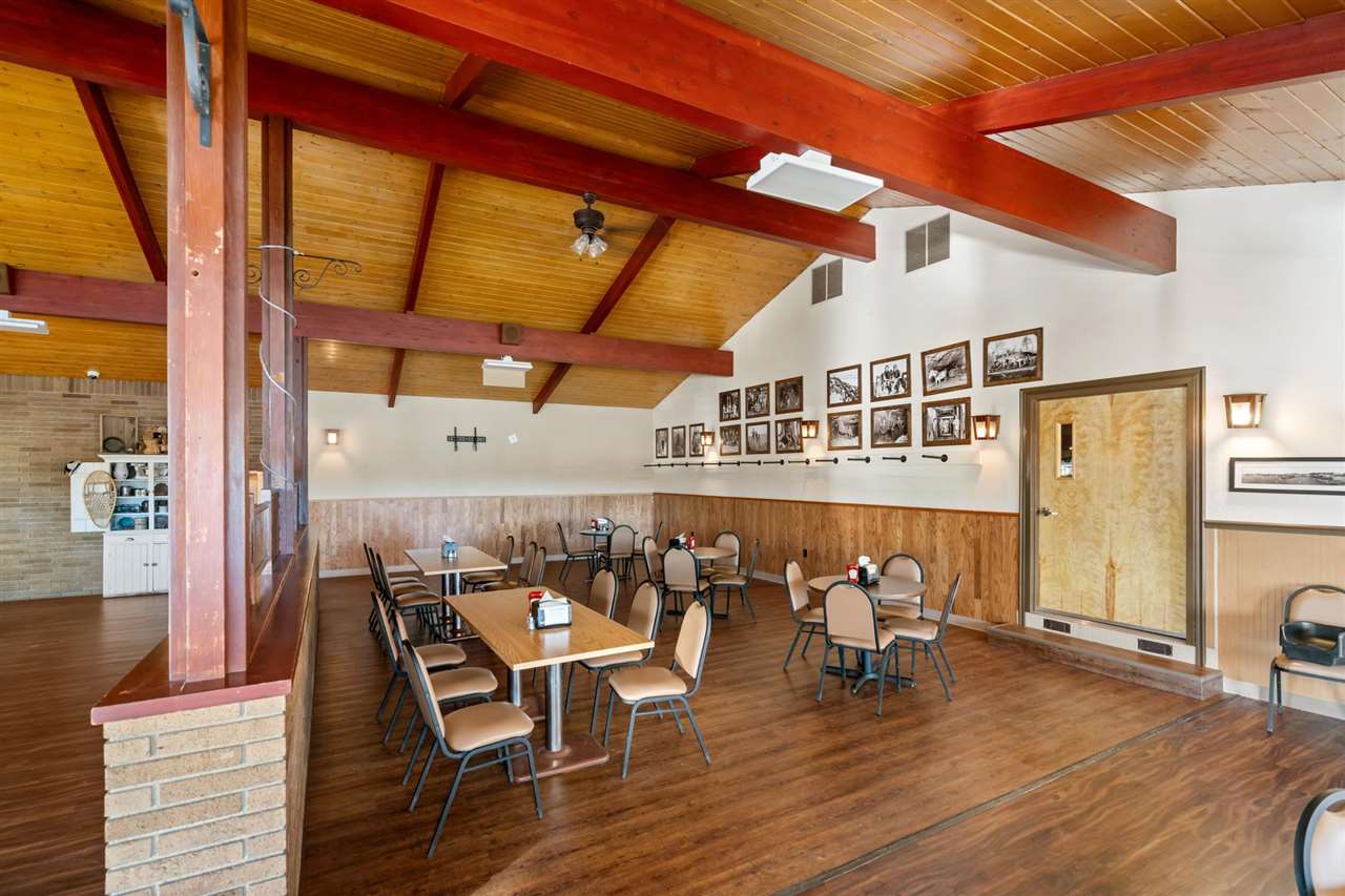 698 Us 2 St. Ignace MI 49781