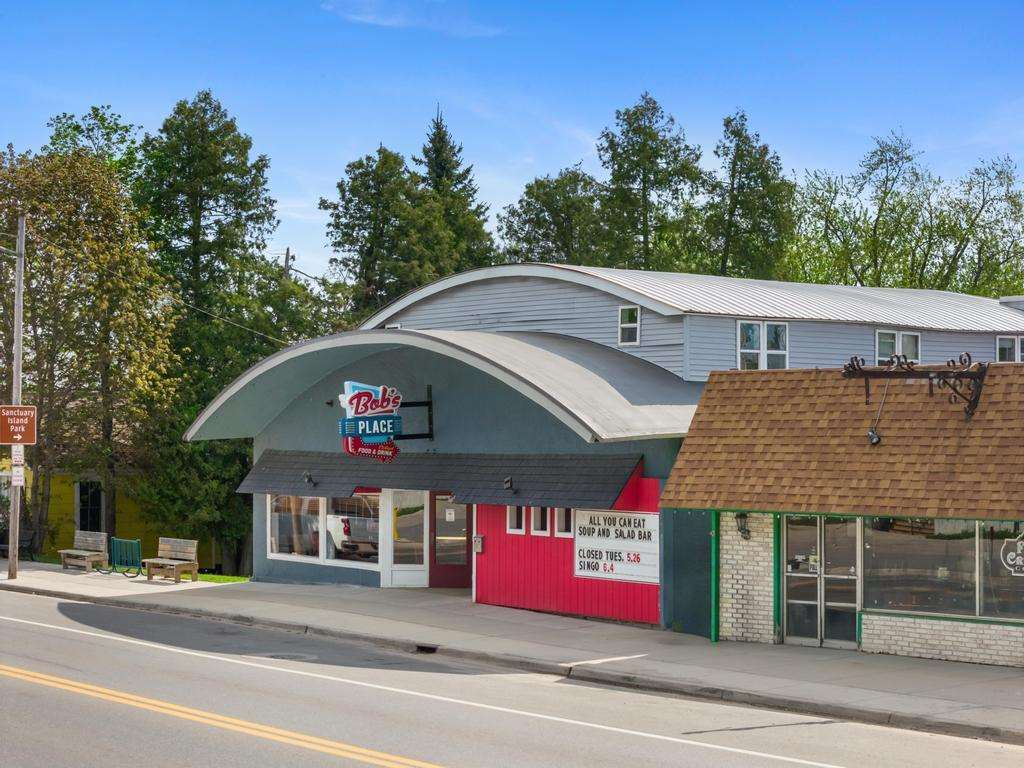 7515 S Us 31 Highway Alanson MI 49706