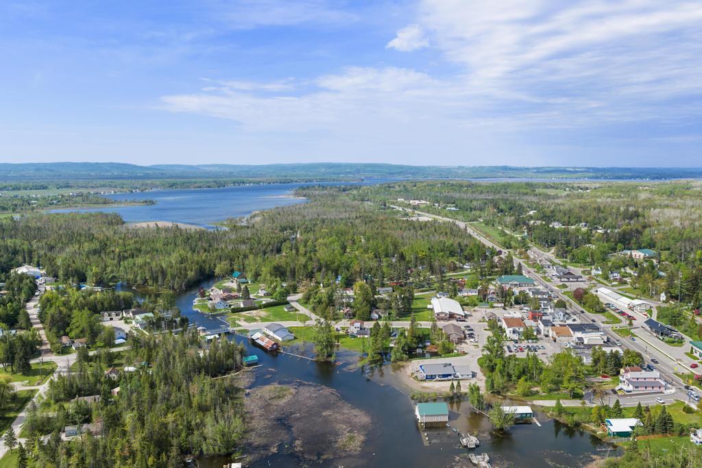 7515 S Us 31 Highway Alanson MI 49706