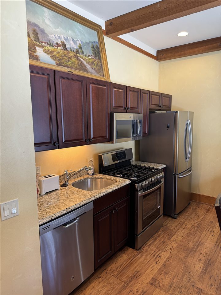 3250 Woods Way Petoskey MI 49770