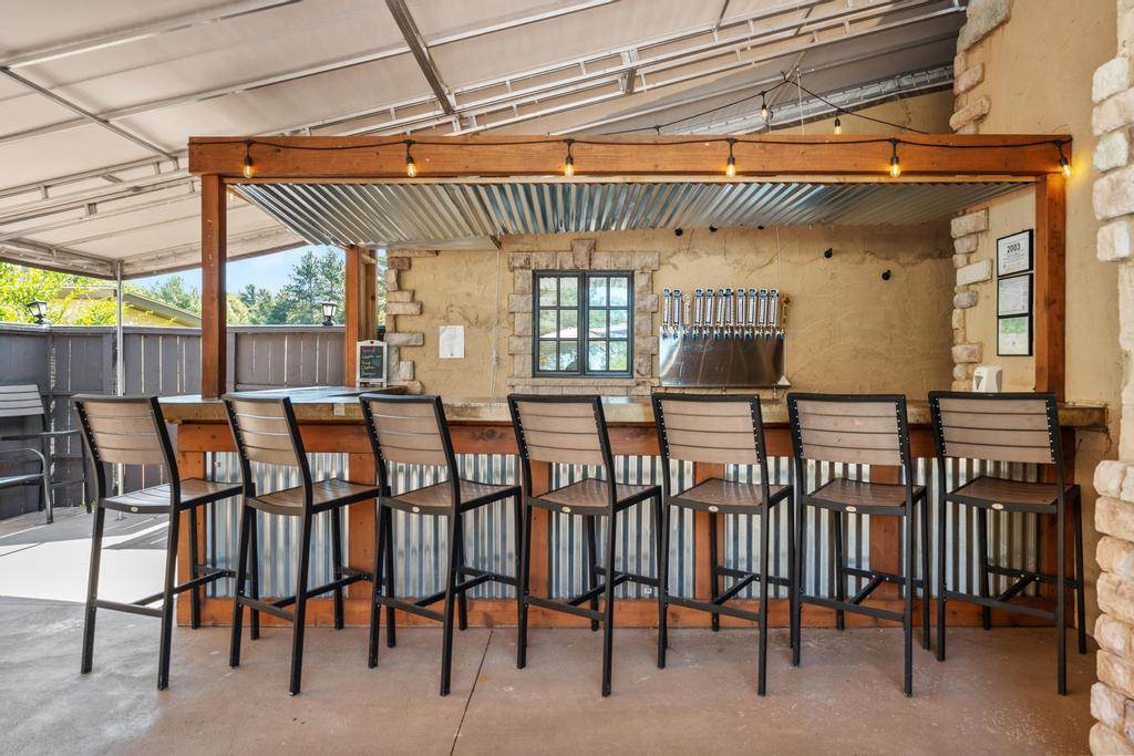 6352 N Lake Shore Drive Harbor Springs MI 49740