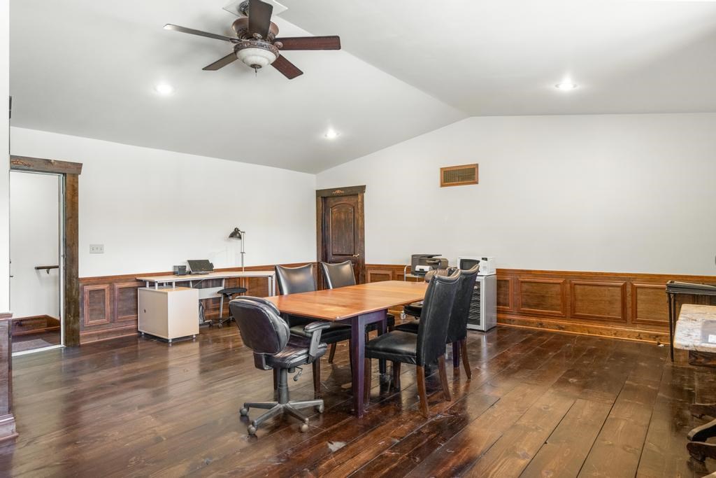 6352 N Lake Shore Drive Harbor Springs MI 49740