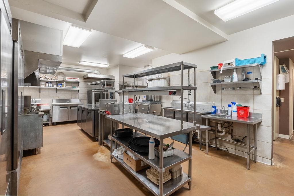 6352 N Lake Shore Drive Harbor Springs MI 49740