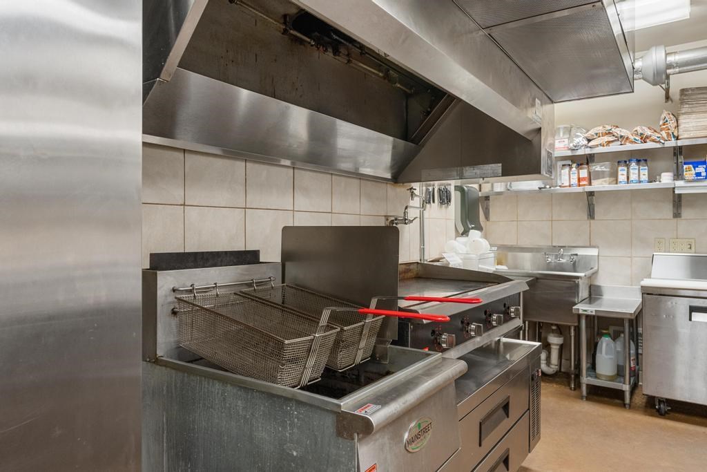 6352 N Lake Shore Drive Harbor Springs MI 49740