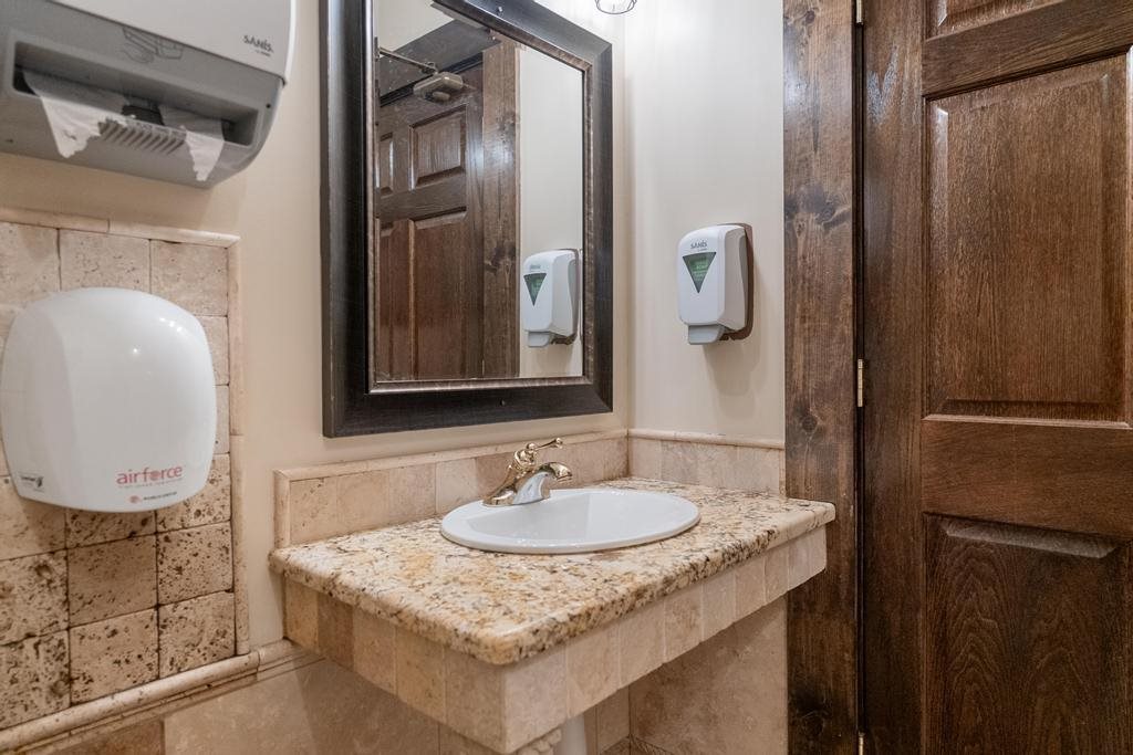 6352 N Lake Shore Drive Harbor Springs MI 49740