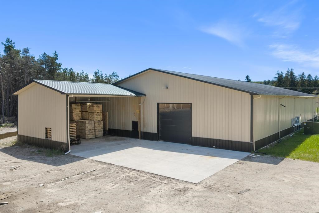 3765 3765 S Us 31 Highway Brutus MI 49716