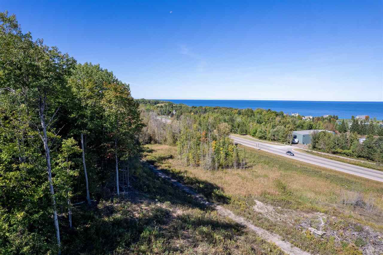 4367 Charlevoix Avenue Petoskey MI 49770