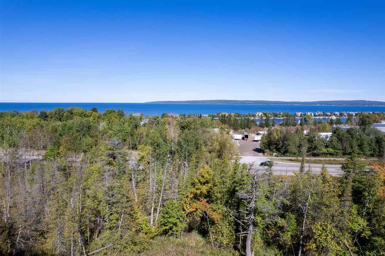 4367 Charlevoix Avenue Petoskey MI 49770