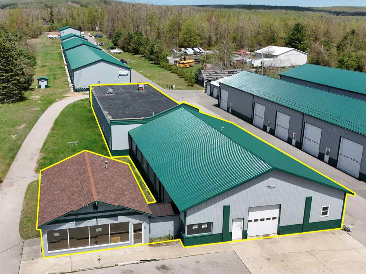 821 W Conway Road Harbor Springs MI 49740