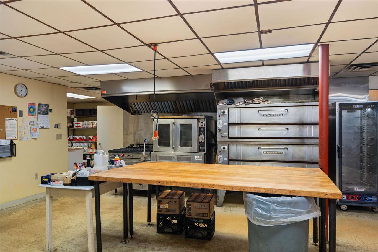 2569 Charlevoix Avenue Petoskey MI 49770