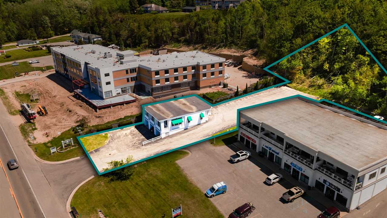 2569 Charlevoix Avenue Petoskey MI 49770