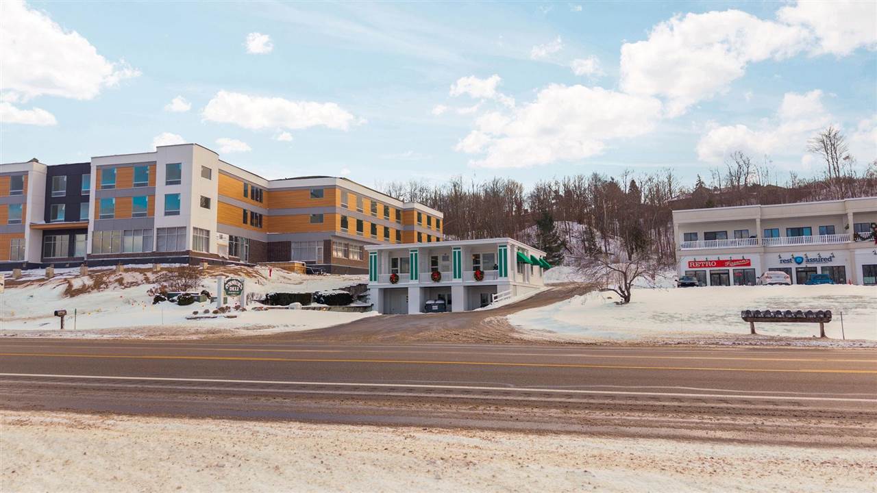 2569 Charlevoix Avenue Petoskey MI 49770