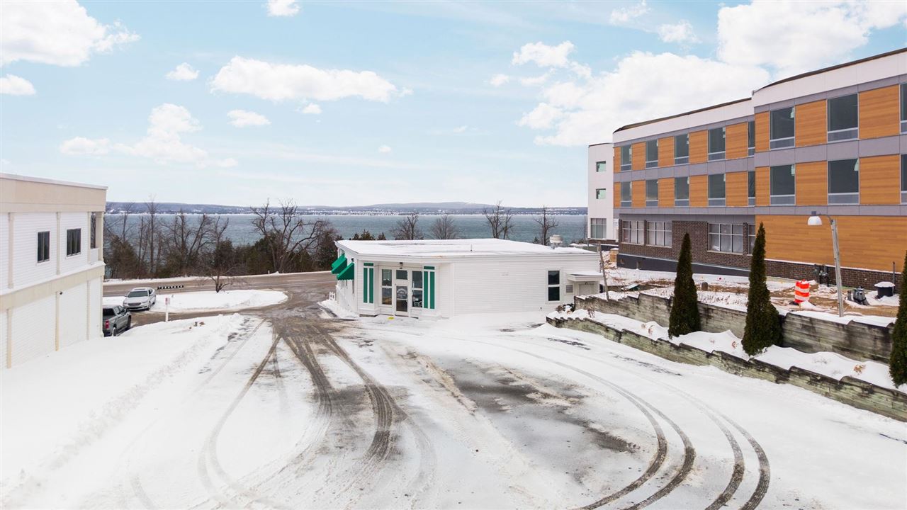 2569 Charlevoix Avenue Petoskey MI 49770