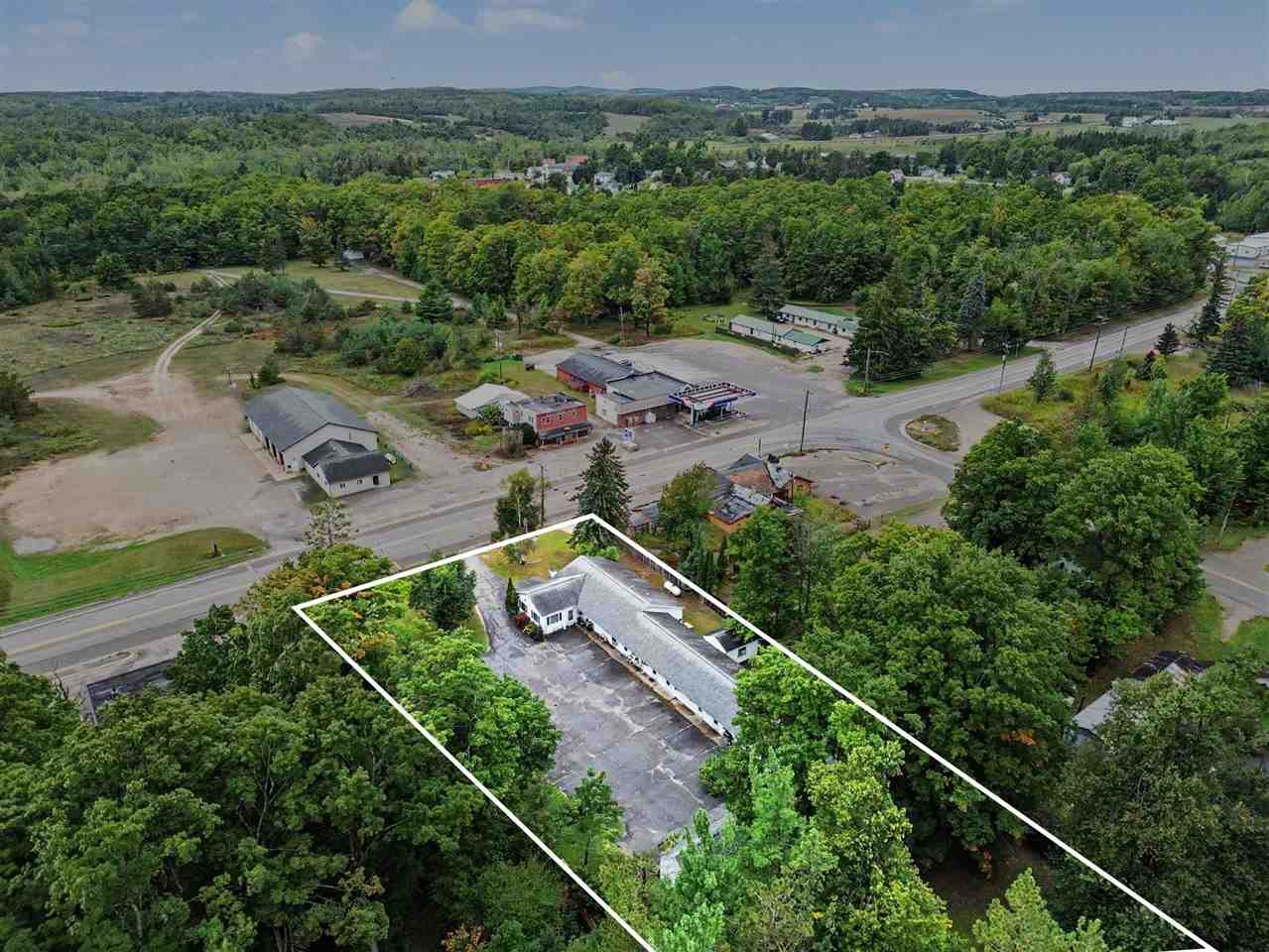 5692 N Us 31 Highway Levering MI 49755