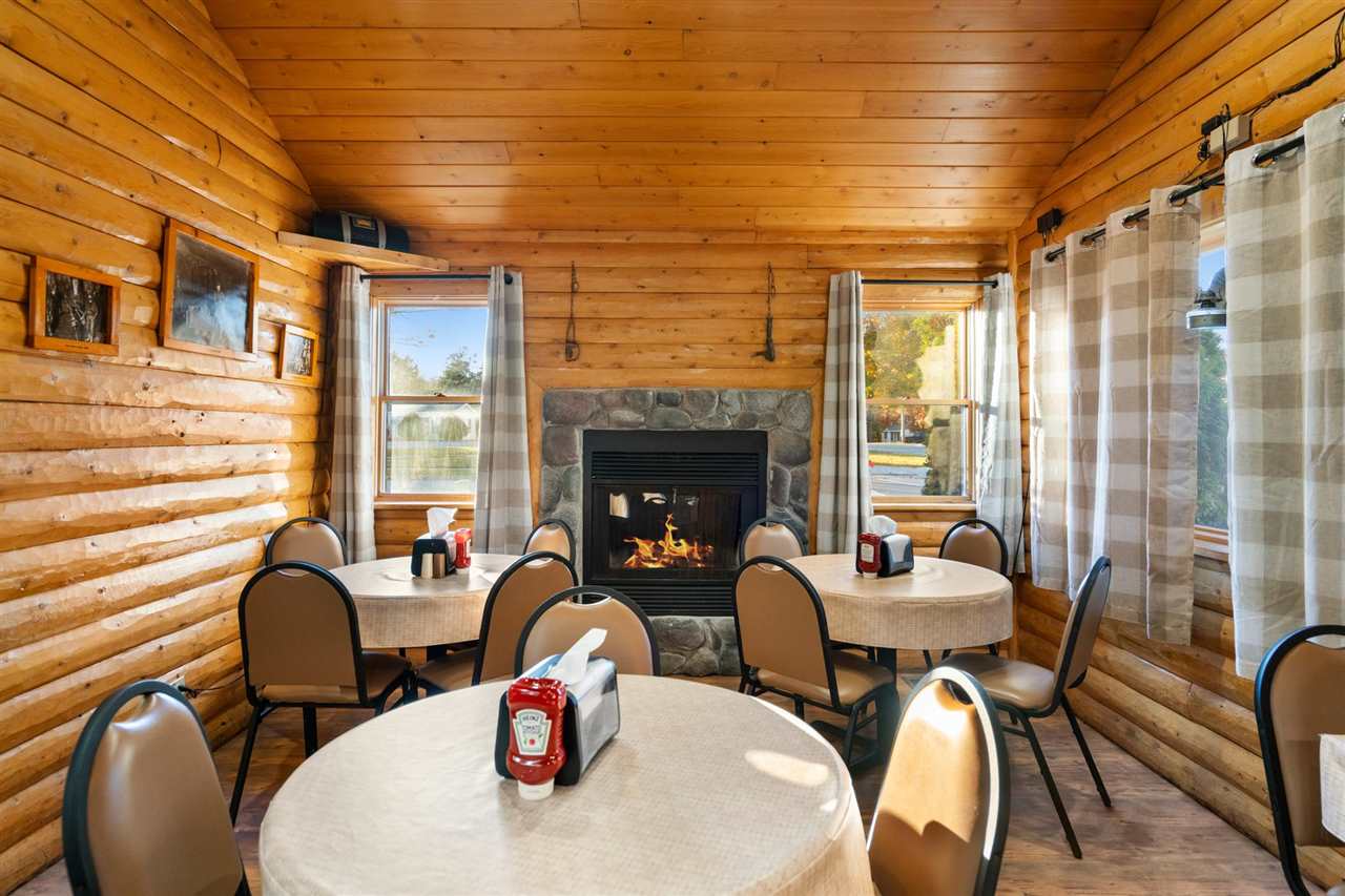 117 W Jamet Street Mackinaw City MI 49701