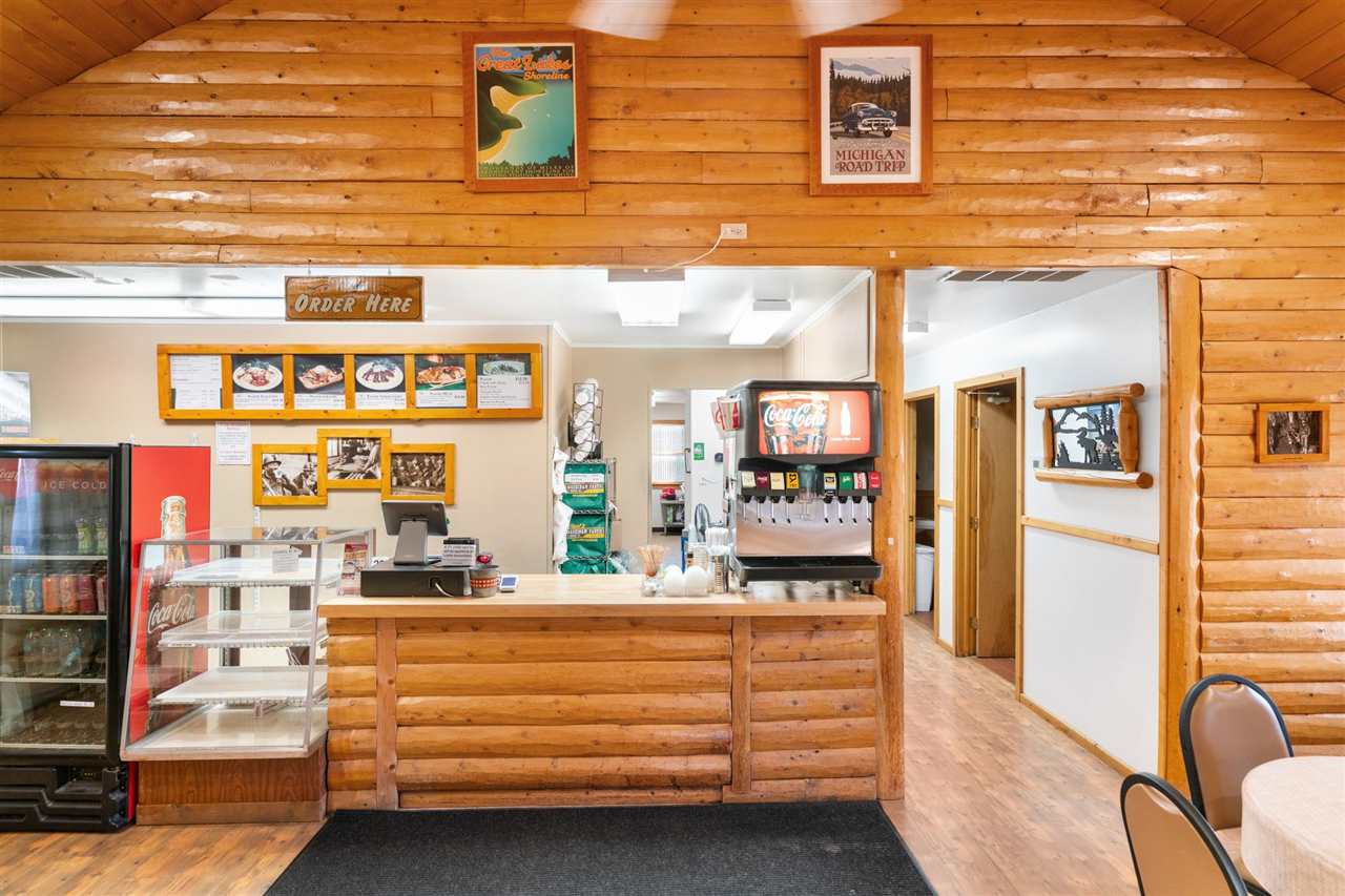 117 W Jamet Street Mackinaw City MI 49701