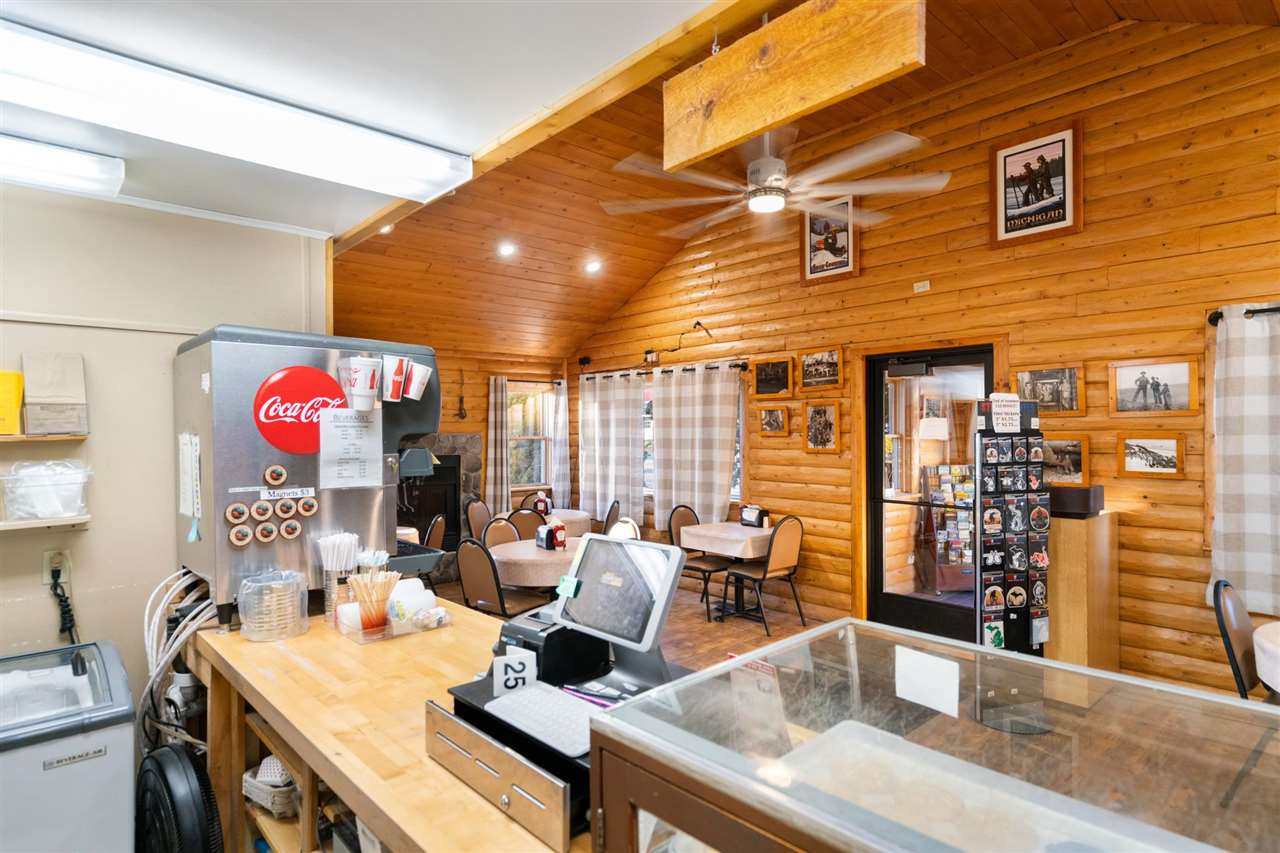 117 W Jamet Street Mackinaw City MI 49701