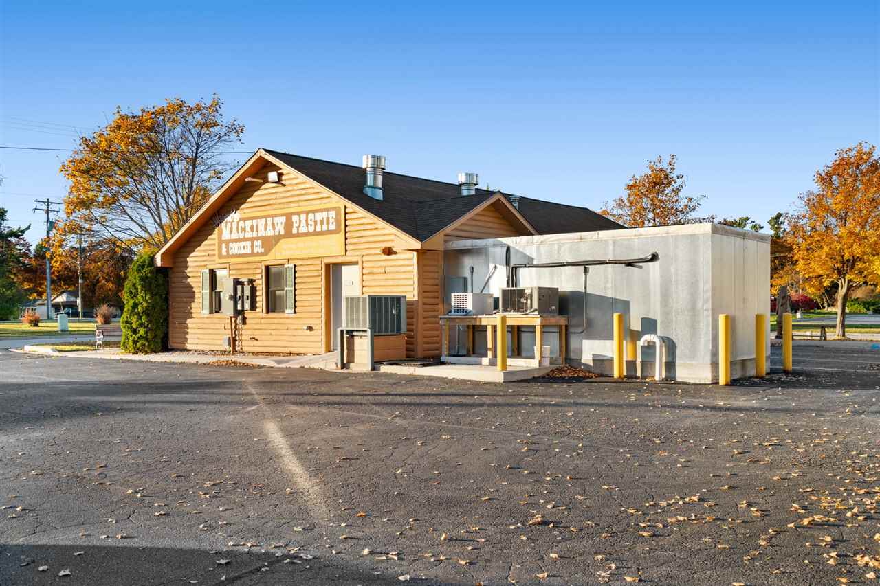 117 W Jamet Street Mackinaw City MI 49701