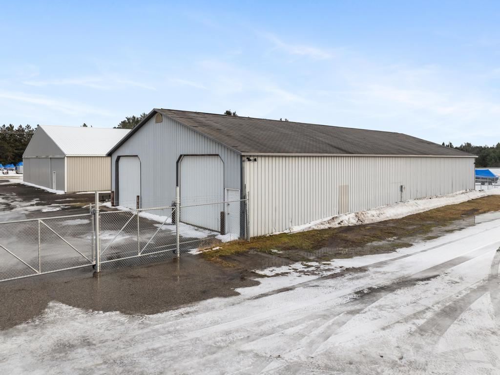 3859 Us-31 Brutus MI 49716