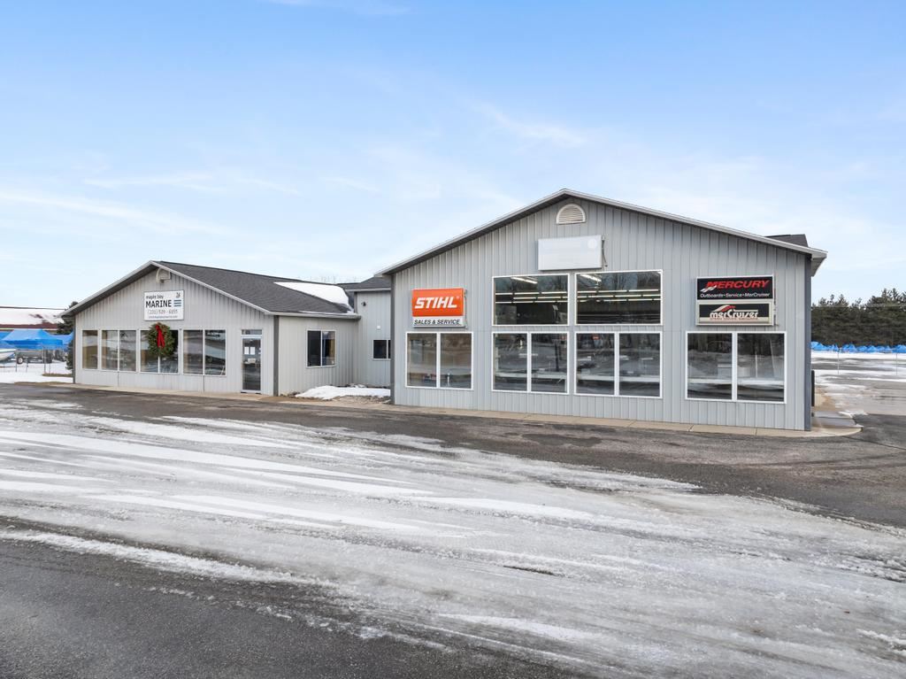 3859 Us-31 Brutus MI 49716