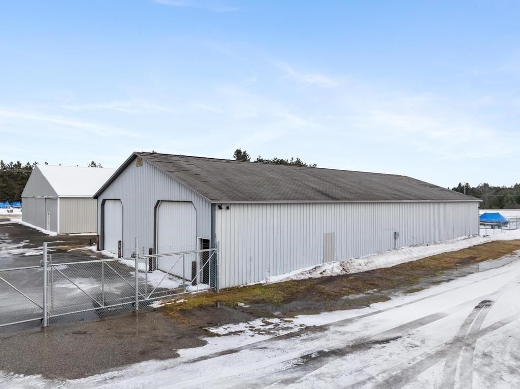 3859 Us-31 Brutus MI 49716