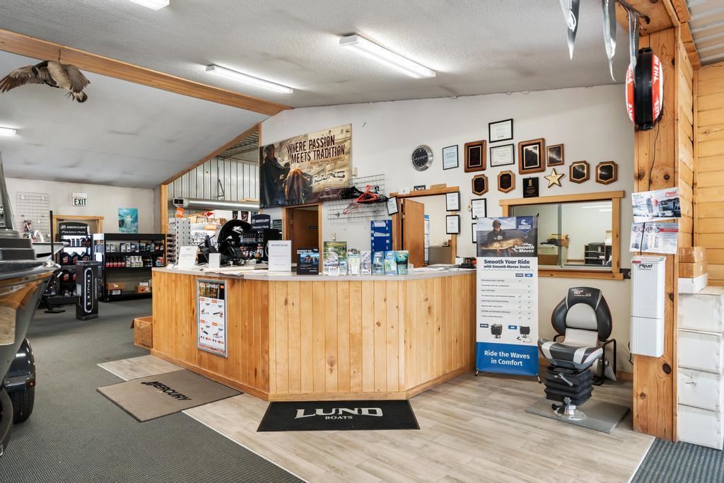 3859 Us-31 Brutus MI 49716