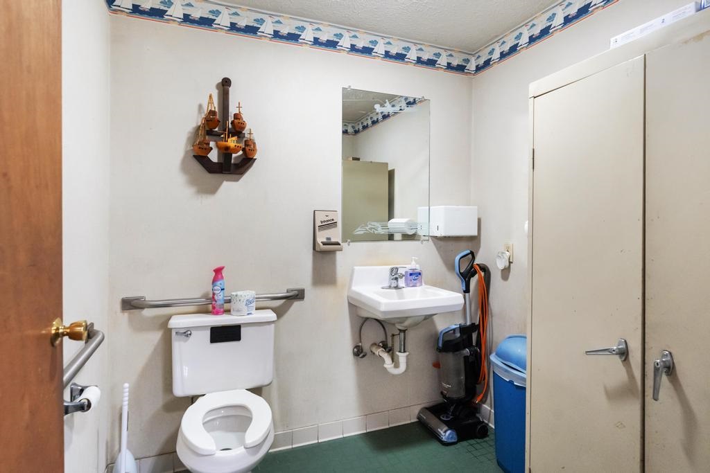 3859 Us-31 Brutus MI 49716