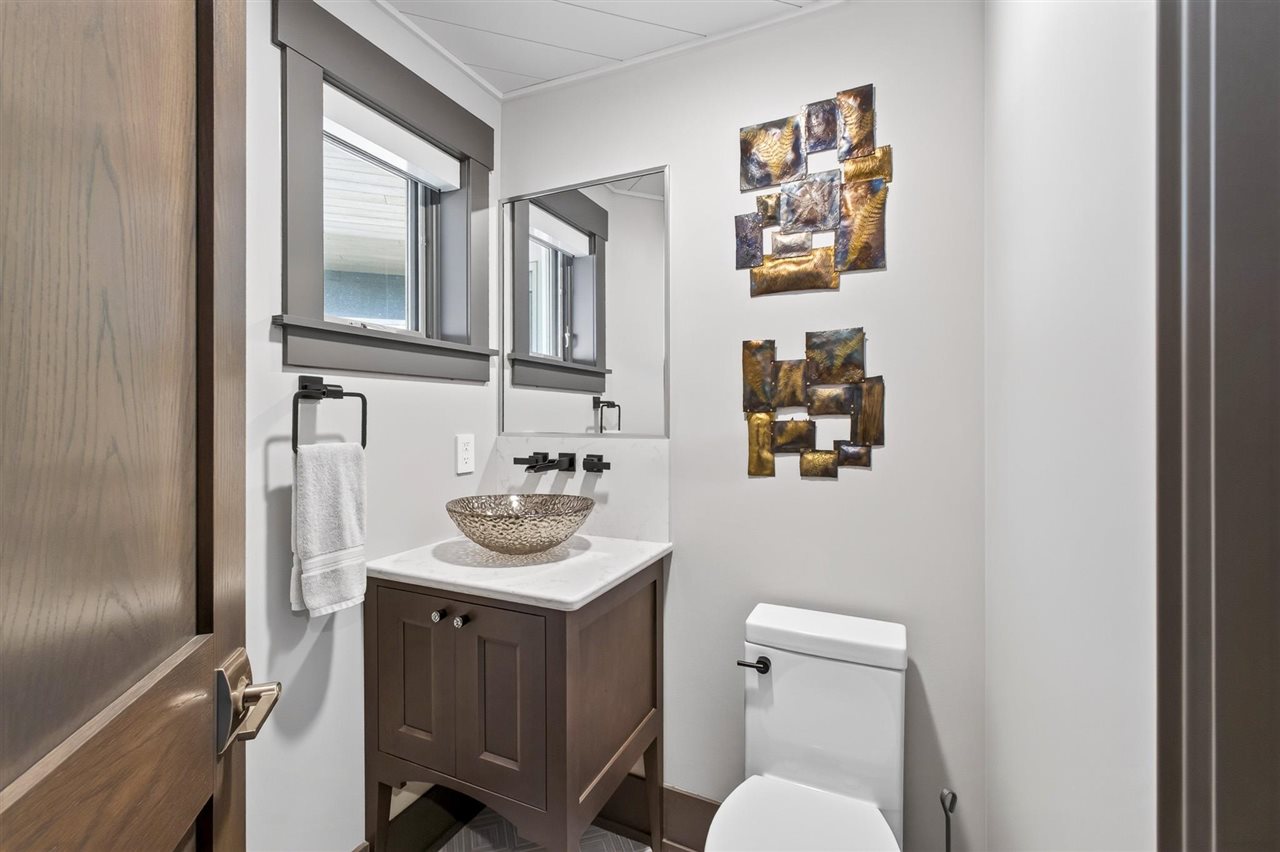 6140 Pine Lake Club Drive Charlevoix MI 49720