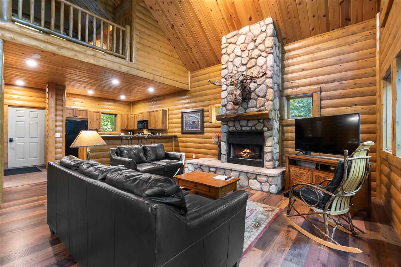 886 Cabin Drive Boyne City MI 49712