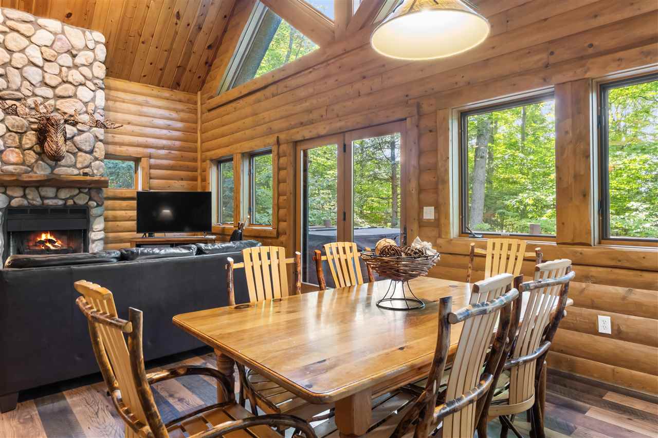 886 Cabin Drive Boyne City MI 49712
