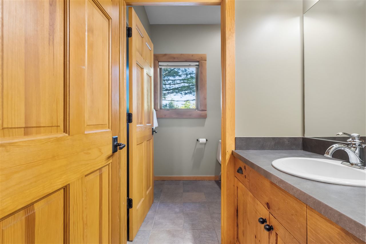 886 Cabin Drive Boyne City MI 49712