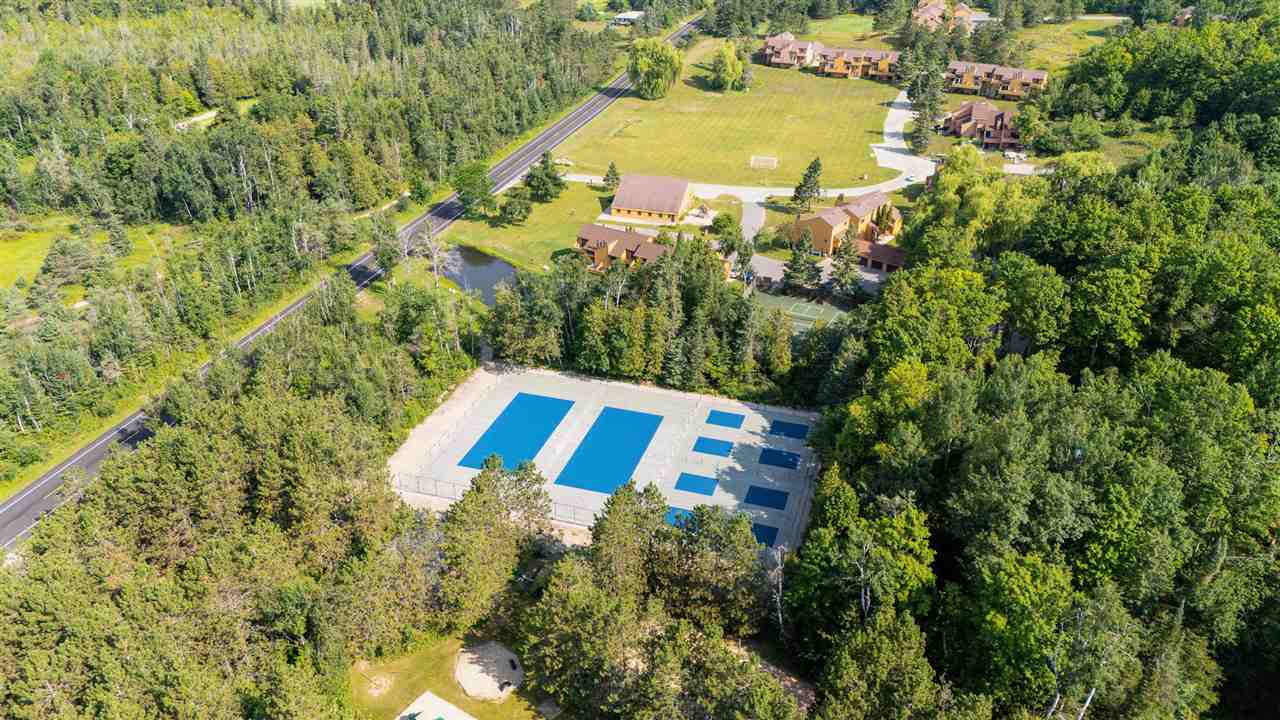 4749 S Pleasantview Road Harbor Springs MI 49740