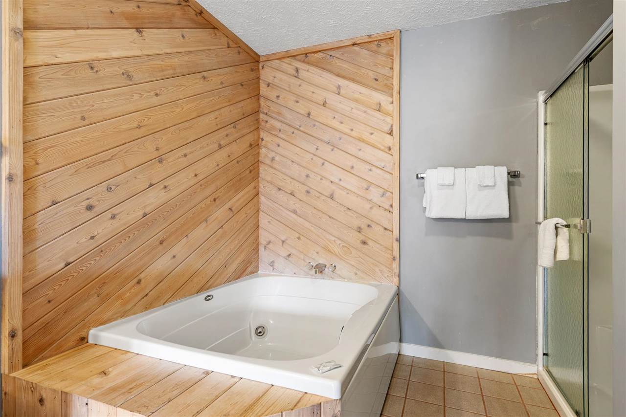 4749 S Pleasantview Road Harbor Springs MI 49740