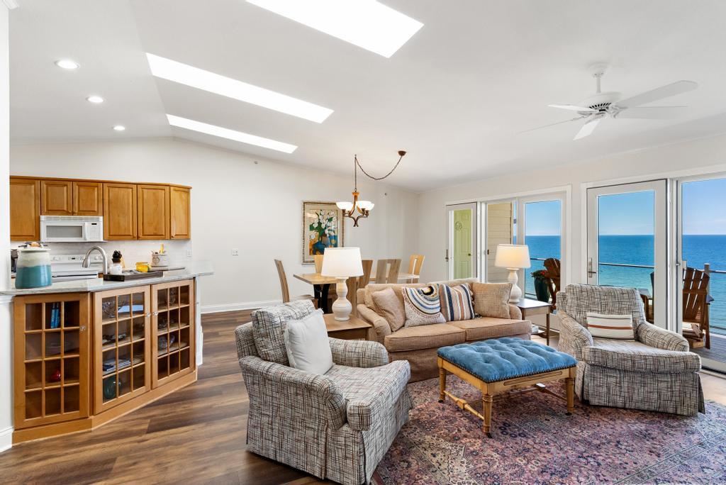 1142 Charlevoix Avenue Petoskey MI 49770