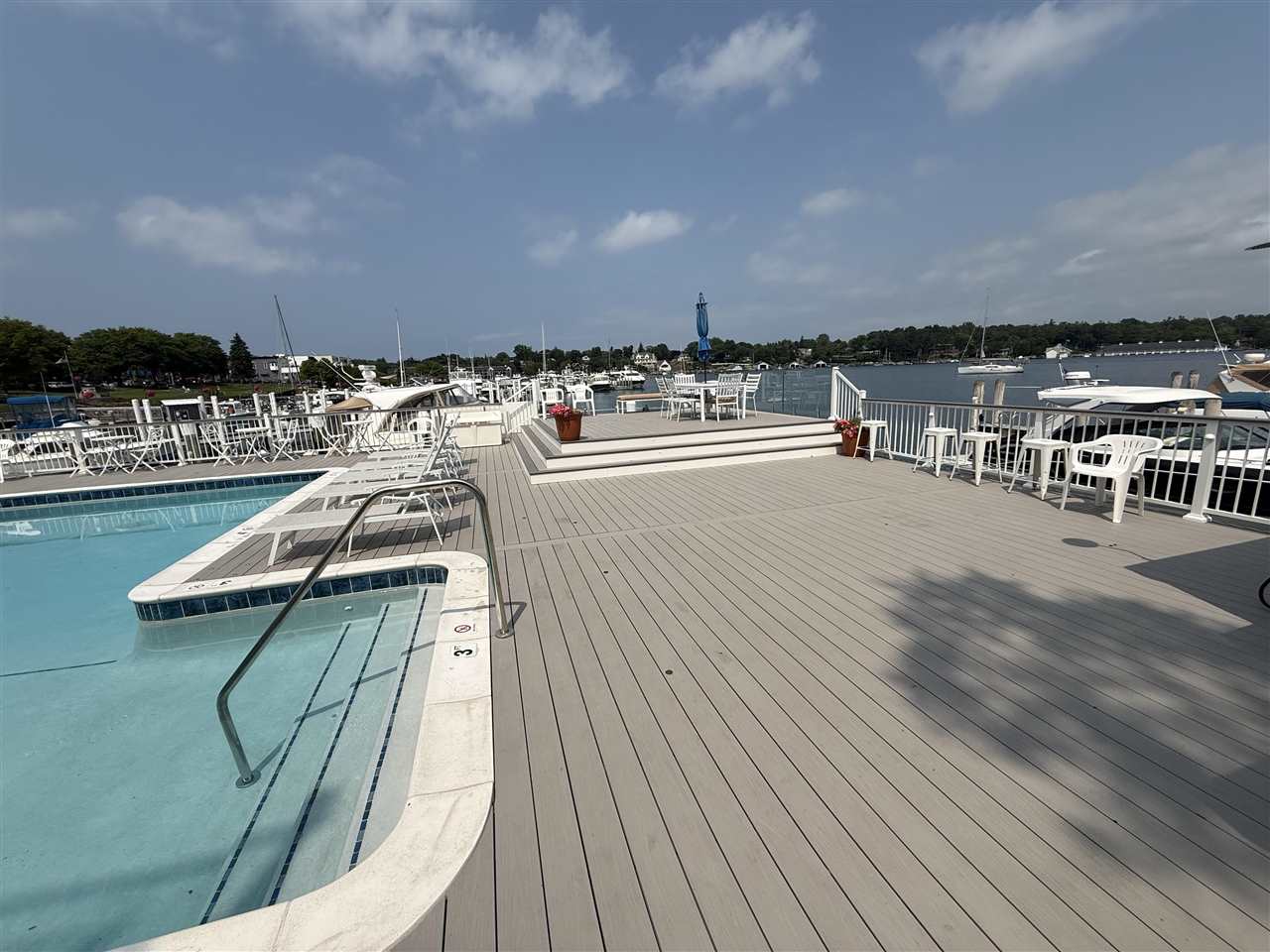 107 Belvedere Avenue Charlevoix MI 49720-0000