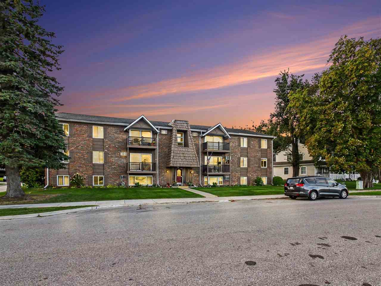 804 Arlington Avenue Petoskey MI 49770