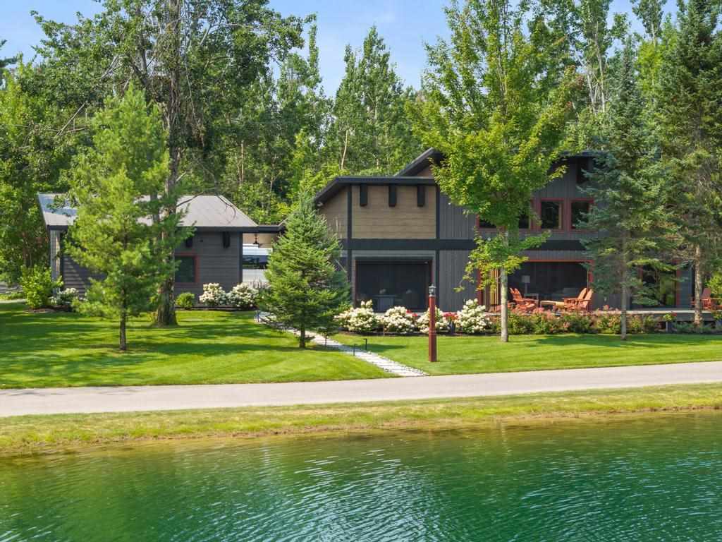 1815 Orchis Trail Petoskey MI 49770-8113