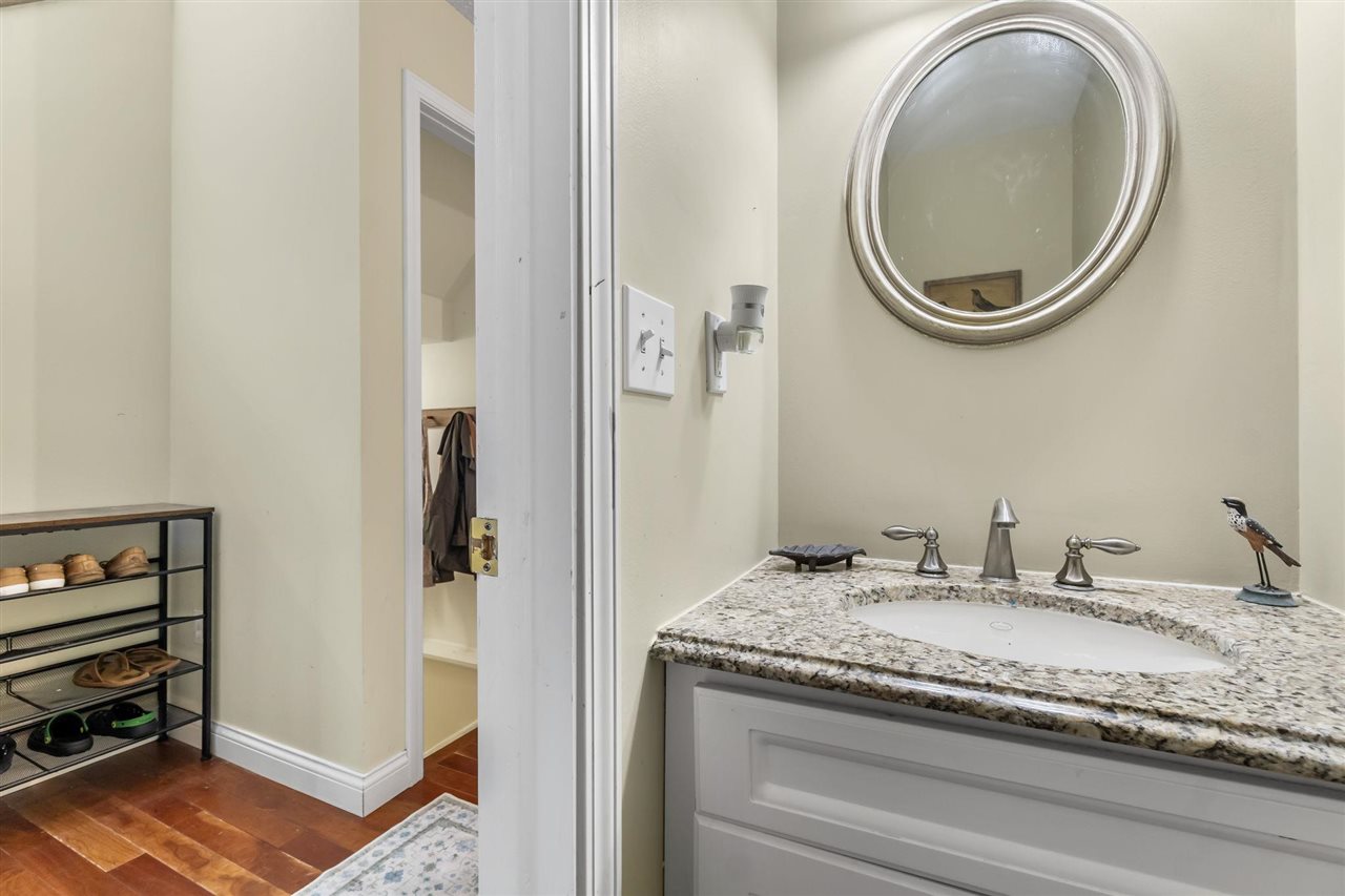 1185 Hideaway Valley Unit 39 Harbor Springs MI 49740