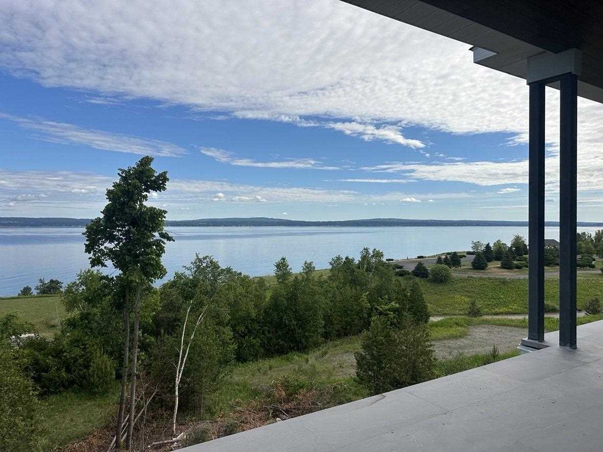 603 Lakeview Drive Bay Harbor MI 49770